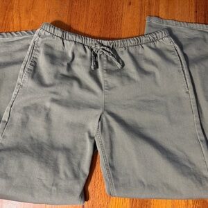 Women’s Green Casual Pants (linen-ish)